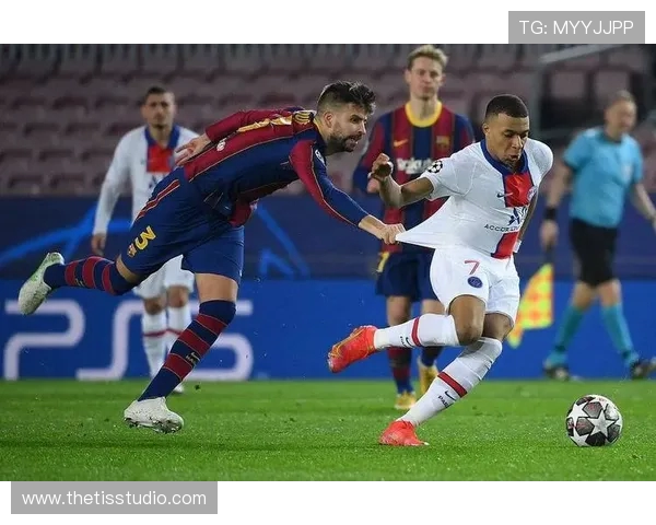 欧冠生死战!姆巴佩帽子戏法 vs C 罗点射救主,你为谁热血沸腾?(2) 欧冠生死战!姆巴佩帽子戏法 vs C 罗点射救主,你为谁热血沸腾?(2)